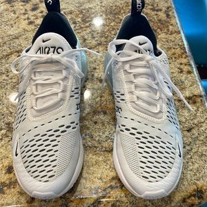 Women’s Nike air 270 size 8.5 white navy trim used  a lot of life left in them